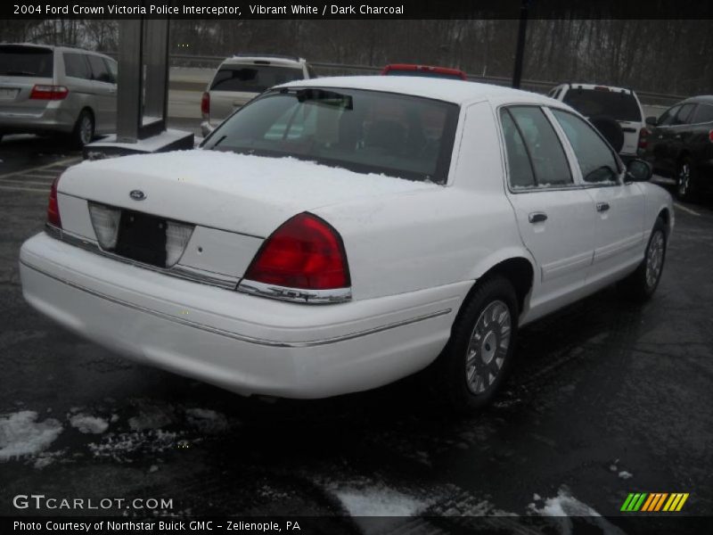 Vibrant White / Dark Charcoal 2004 Ford Crown Victoria Police Interceptor