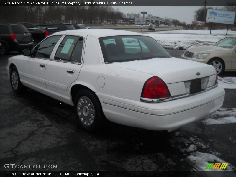 Vibrant White / Dark Charcoal 2004 Ford Crown Victoria Police Interceptor