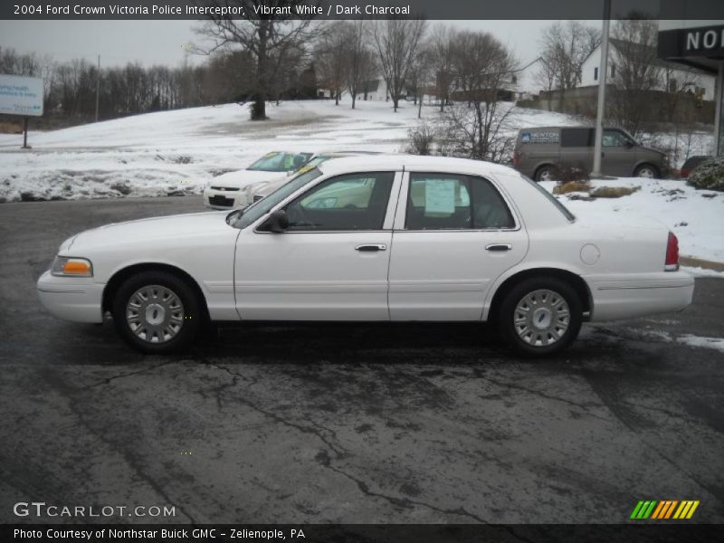 Vibrant White / Dark Charcoal 2004 Ford Crown Victoria Police Interceptor