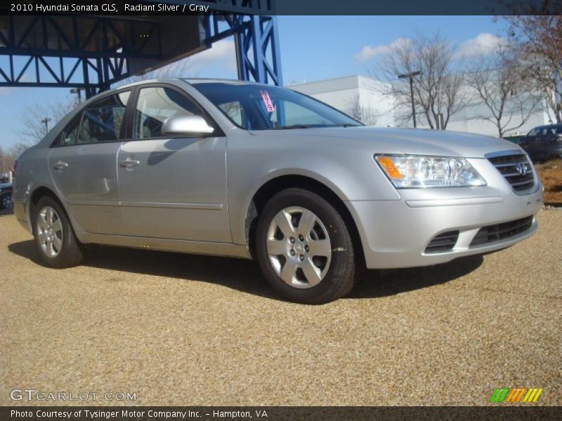 Radiant Silver / Gray 2010 Hyundai Sonata GLS