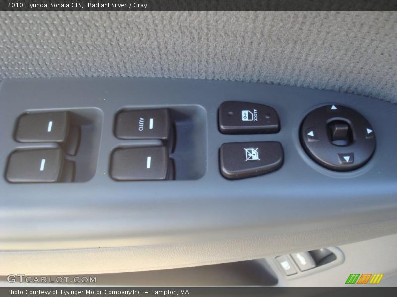 Radiant Silver / Gray 2010 Hyundai Sonata GLS