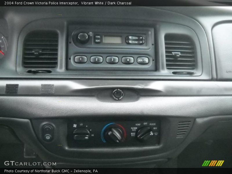 Controls of 2004 Crown Victoria Police Interceptor