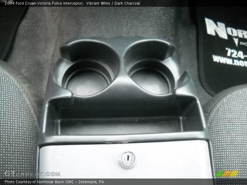Vibrant White / Dark Charcoal 2004 Ford Crown Victoria Police Interceptor