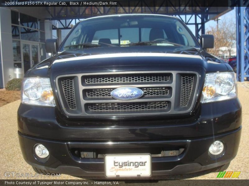 Black / Medium/Dark Flint 2006 Ford F150 STX Regular Cab