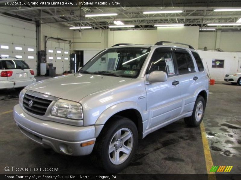 Silky Silver Metallic / Gray 2002 Suzuki Grand Vitara Limited 4x4