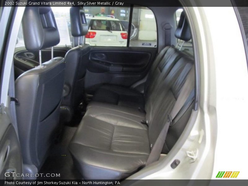 Silky Silver Metallic / Gray 2002 Suzuki Grand Vitara Limited 4x4