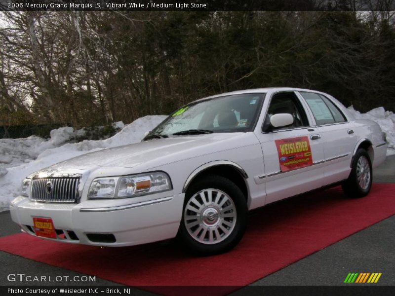 Vibrant White / Medium Light Stone 2006 Mercury Grand Marquis LS
