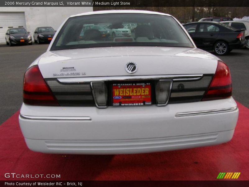 Vibrant White / Medium Light Stone 2006 Mercury Grand Marquis LS