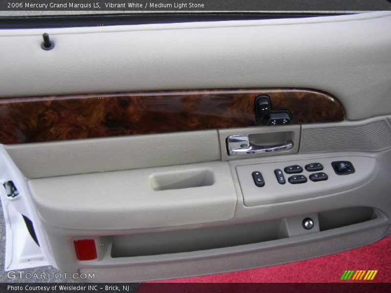 Vibrant White / Medium Light Stone 2006 Mercury Grand Marquis LS