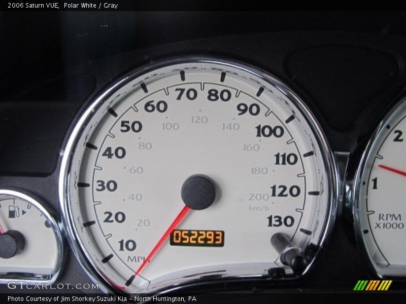 Polar White / Gray 2006 Saturn VUE
