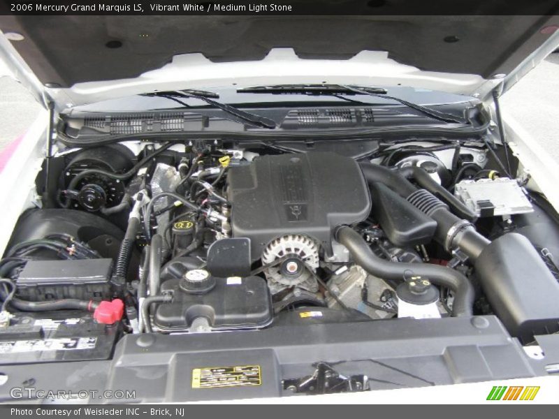Vibrant White / Medium Light Stone 2006 Mercury Grand Marquis LS