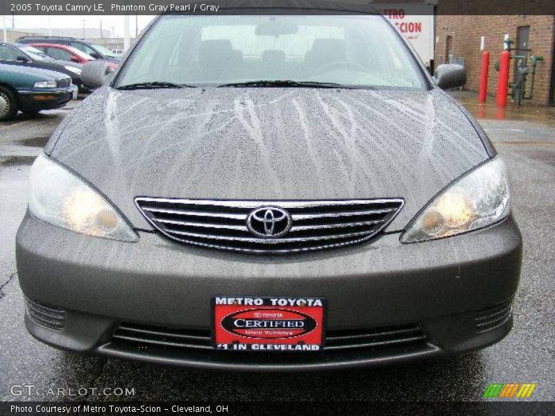 Phantom Gray Pearl / Gray 2005 Toyota Camry LE