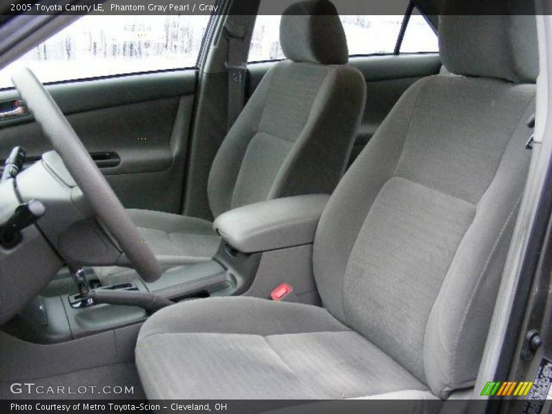 Phantom Gray Pearl / Gray 2005 Toyota Camry LE