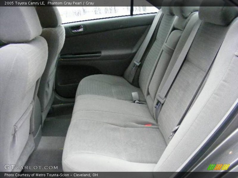 Phantom Gray Pearl / Gray 2005 Toyota Camry LE