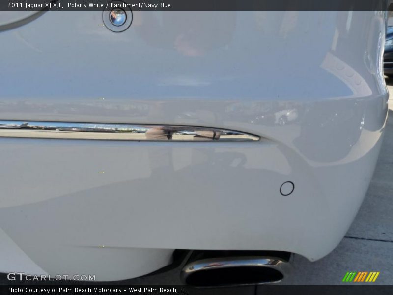 Polaris White / Parchment/Navy Blue 2011 Jaguar XJ XJL
