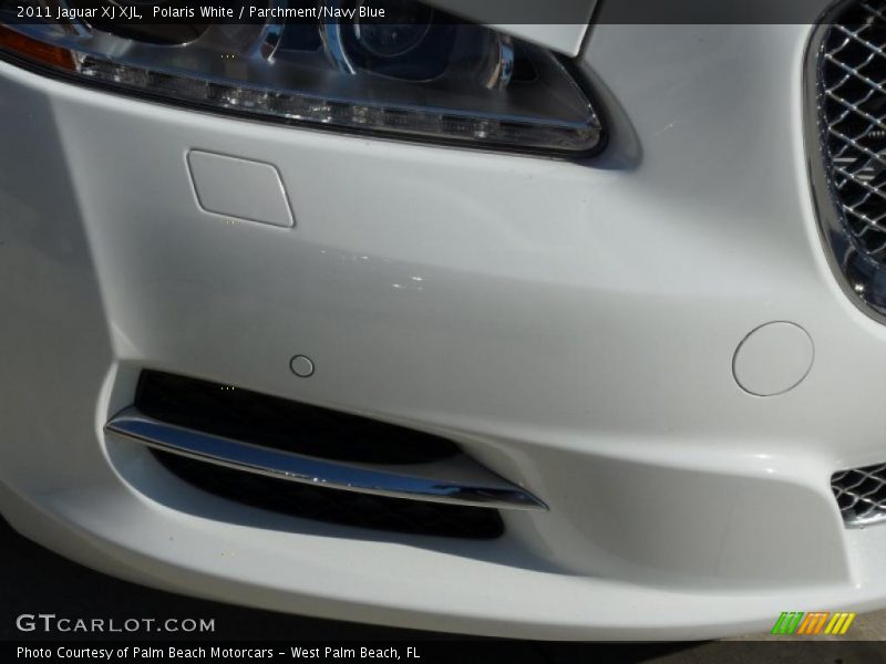 Polaris White / Parchment/Navy Blue 2011 Jaguar XJ XJL