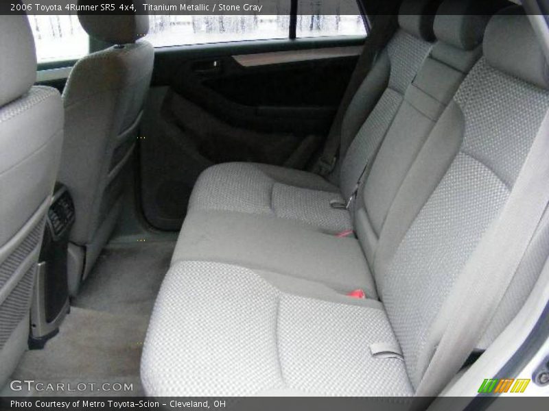 Titanium Metallic / Stone Gray 2006 Toyota 4Runner SR5 4x4