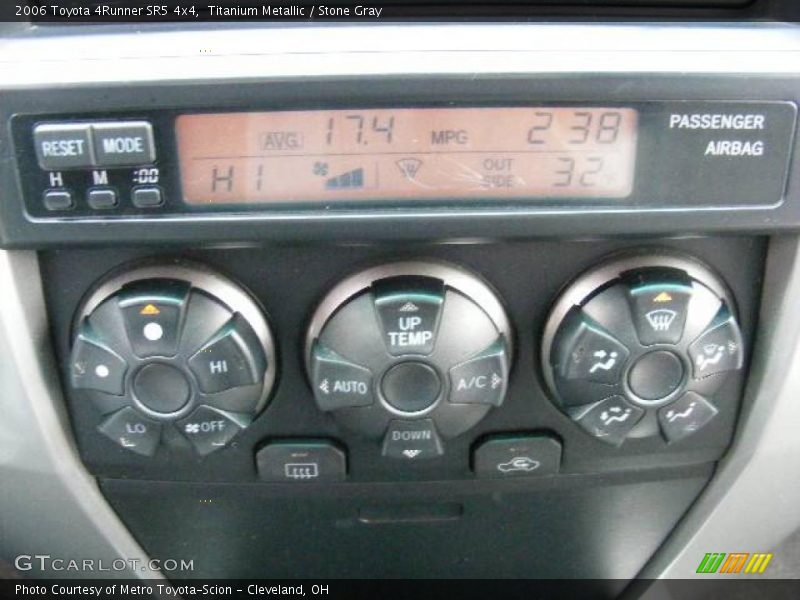 Titanium Metallic / Stone Gray 2006 Toyota 4Runner SR5 4x4