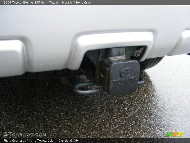 Titanium Metallic / Stone Gray 2006 Toyota 4Runner SR5 4x4