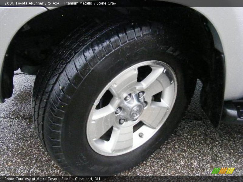 Titanium Metallic / Stone Gray 2006 Toyota 4Runner SR5 4x4