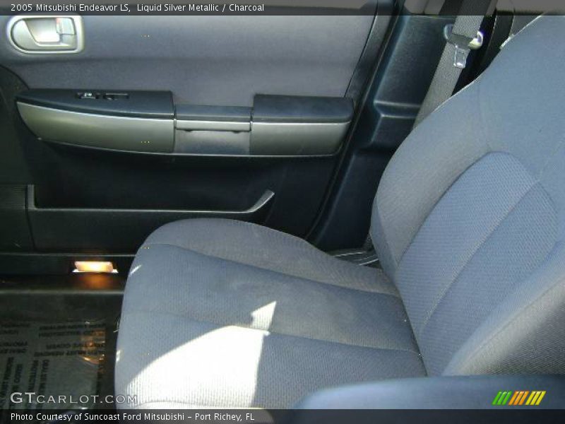 Liquid Silver Metallic / Charcoal 2005 Mitsubishi Endeavor LS