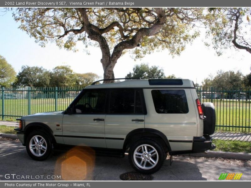 Vienna Green Pearl / Bahama Beige 2002 Land Rover Discovery II SE7