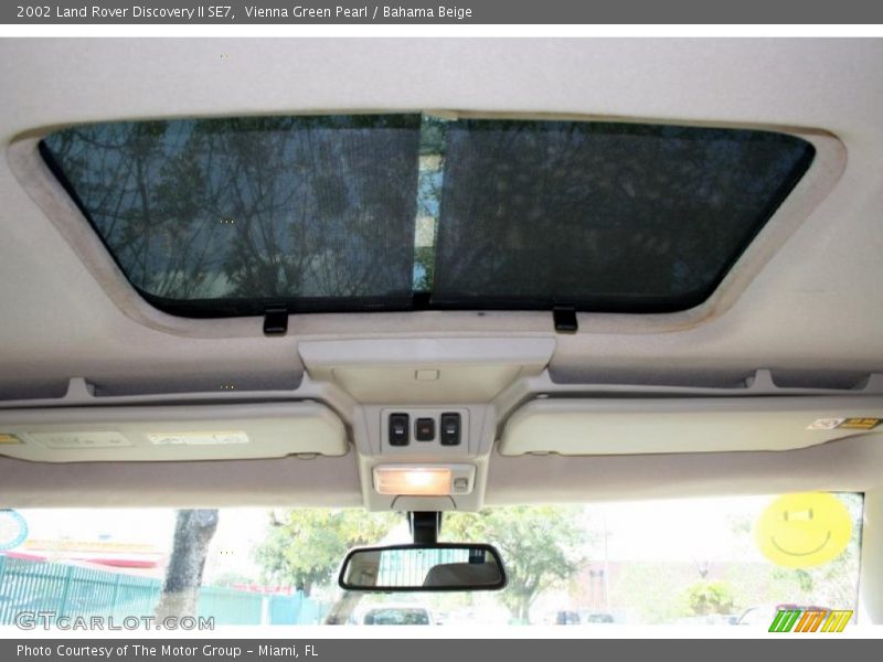 Vienna Green Pearl / Bahama Beige 2002 Land Rover Discovery II SE7