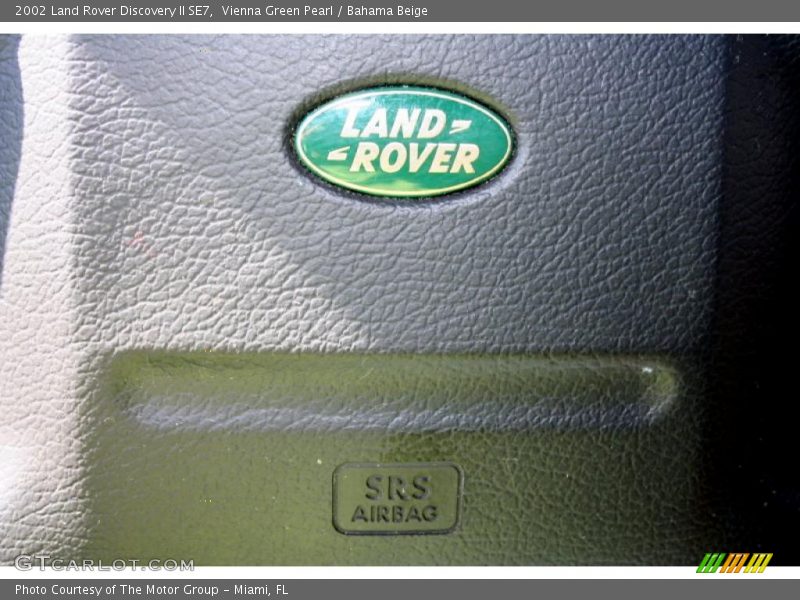 Vienna Green Pearl / Bahama Beige 2002 Land Rover Discovery II SE7