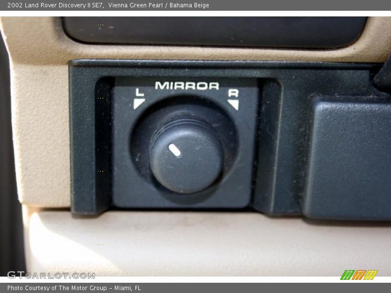 Vienna Green Pearl / Bahama Beige 2002 Land Rover Discovery II SE7