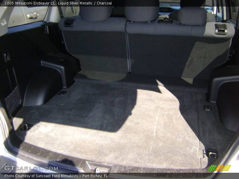 Liquid Silver Metallic / Charcoal 2005 Mitsubishi Endeavor LS