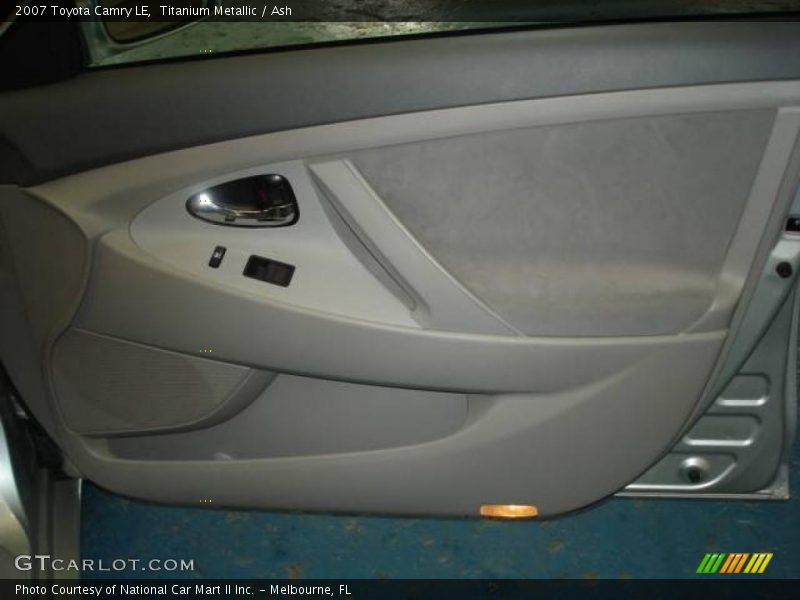 Titanium Metallic / Ash 2007 Toyota Camry LE