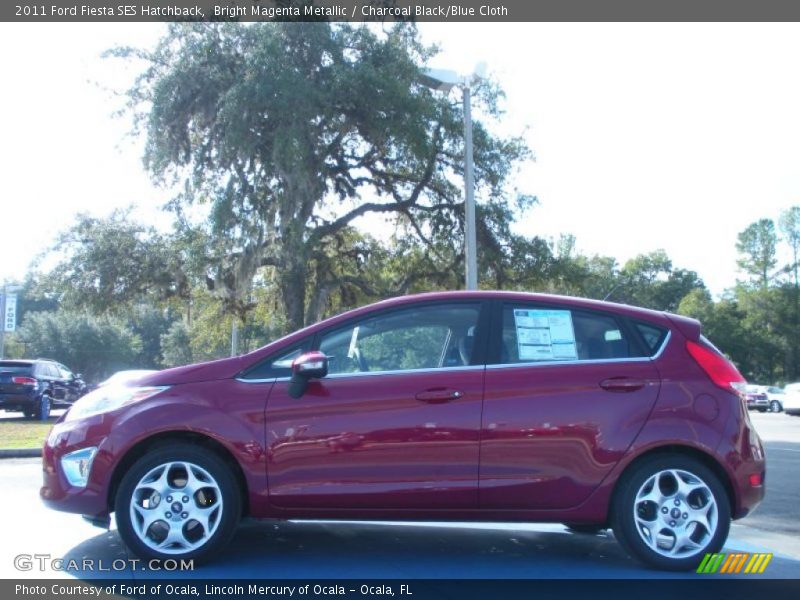 Bright Magenta Metallic / Charcoal Black/Blue Cloth 2011 Ford Fiesta SES Hatchback