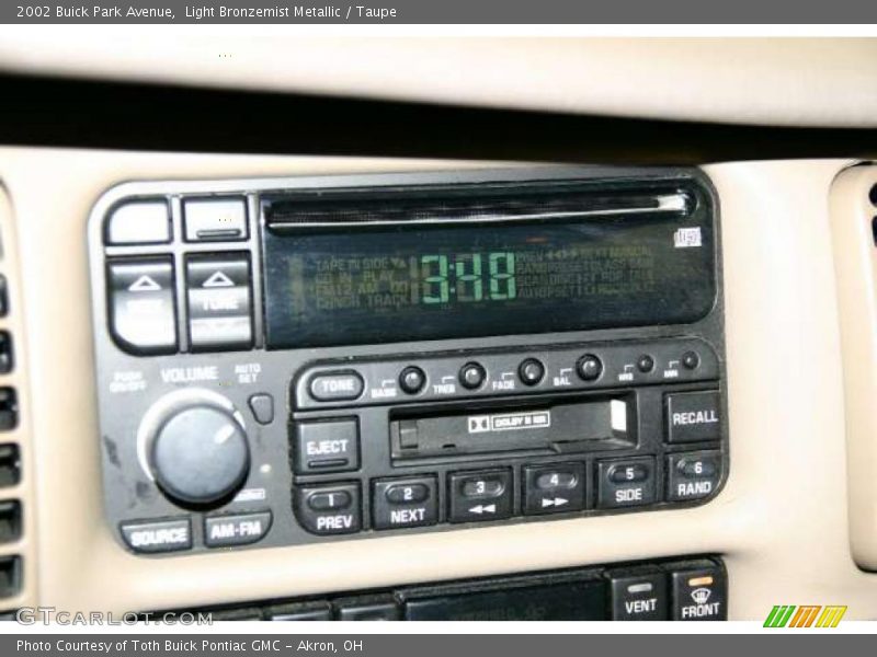 Light Bronzemist Metallic / Taupe 2002 Buick Park Avenue