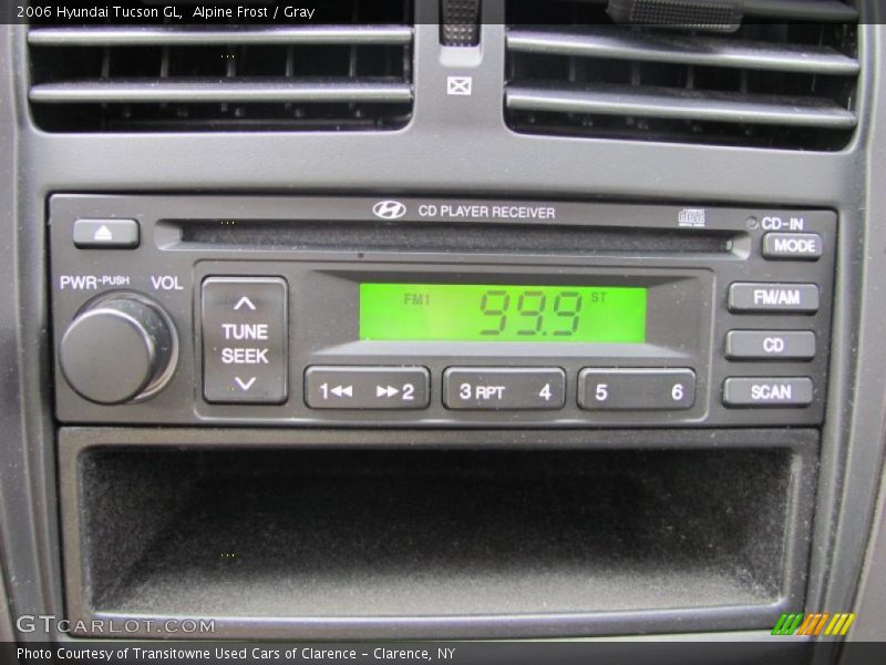 Alpine Frost / Gray 2006 Hyundai Tucson GL