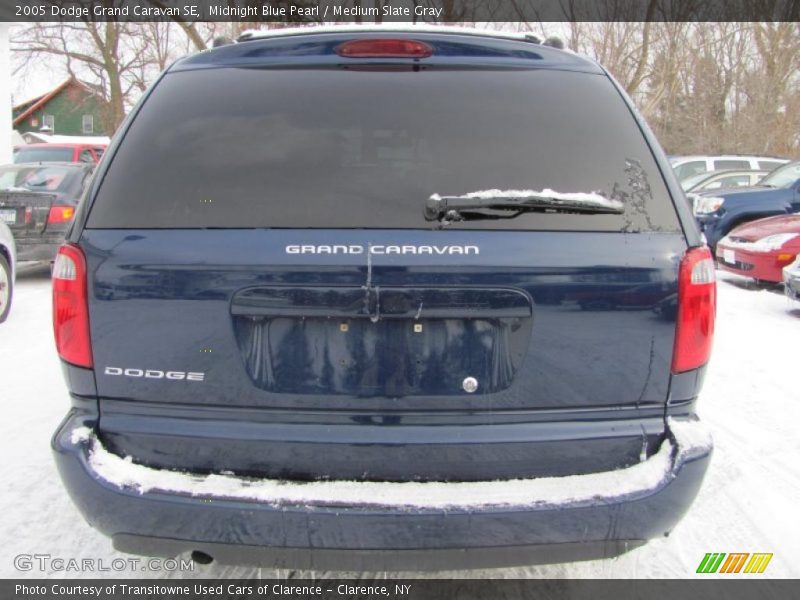 Midnight Blue Pearl / Medium Slate Gray 2005 Dodge Grand Caravan SE