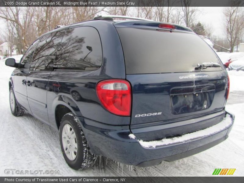 Midnight Blue Pearl / Medium Slate Gray 2005 Dodge Grand Caravan SE