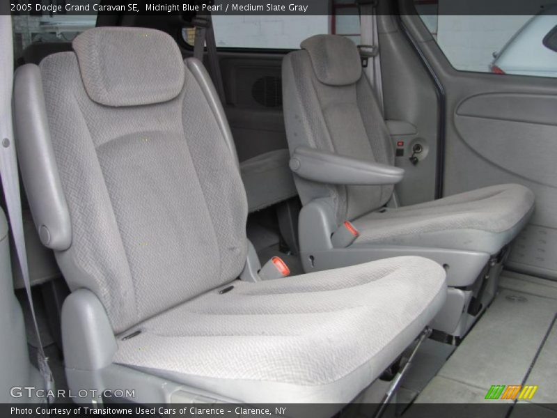 Midnight Blue Pearl / Medium Slate Gray 2005 Dodge Grand Caravan SE