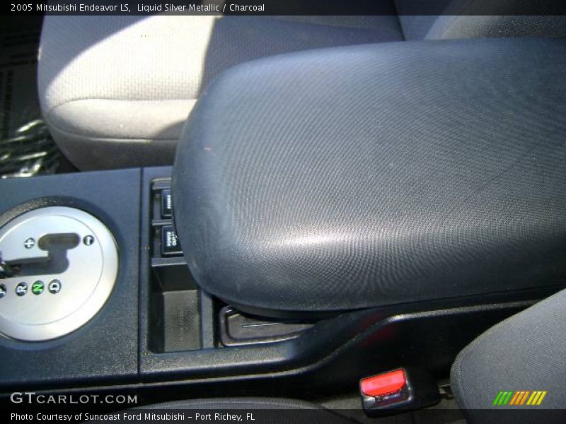 Liquid Silver Metallic / Charcoal 2005 Mitsubishi Endeavor LS