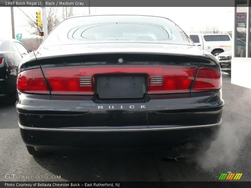 Black / Medium Gray 1997 Buick Regal LS