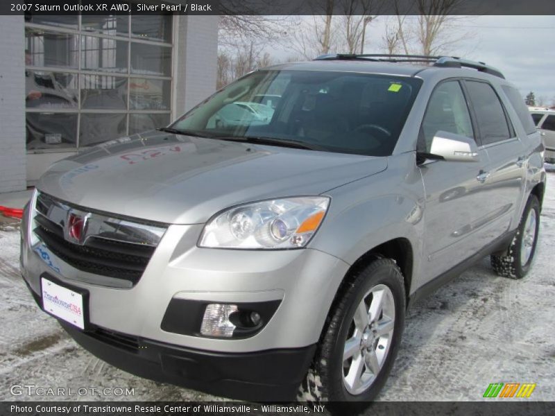 Silver Pearl / Black 2007 Saturn Outlook XR AWD