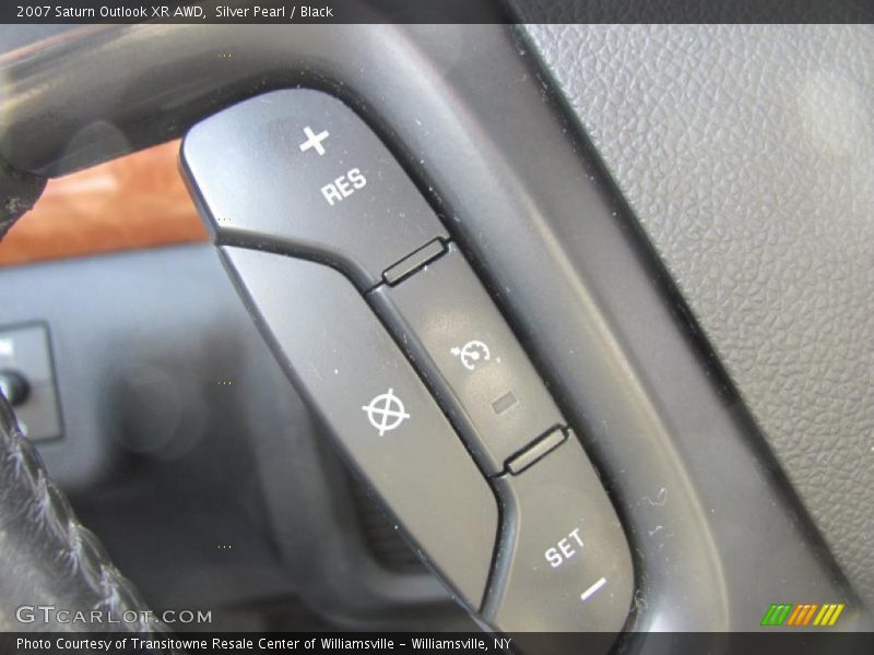Controls of 2007 Outlook XR AWD