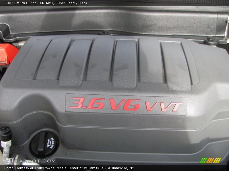 Silver Pearl / Black 2007 Saturn Outlook XR AWD