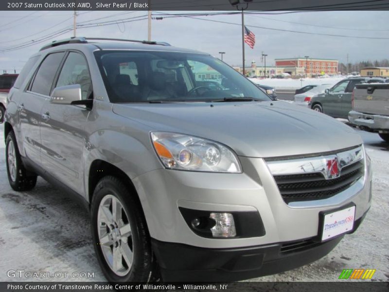 Silver Pearl / Black 2007 Saturn Outlook XR AWD