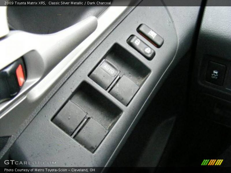 Classic Silver Metallic / Dark Charcoal 2009 Toyota Matrix XRS