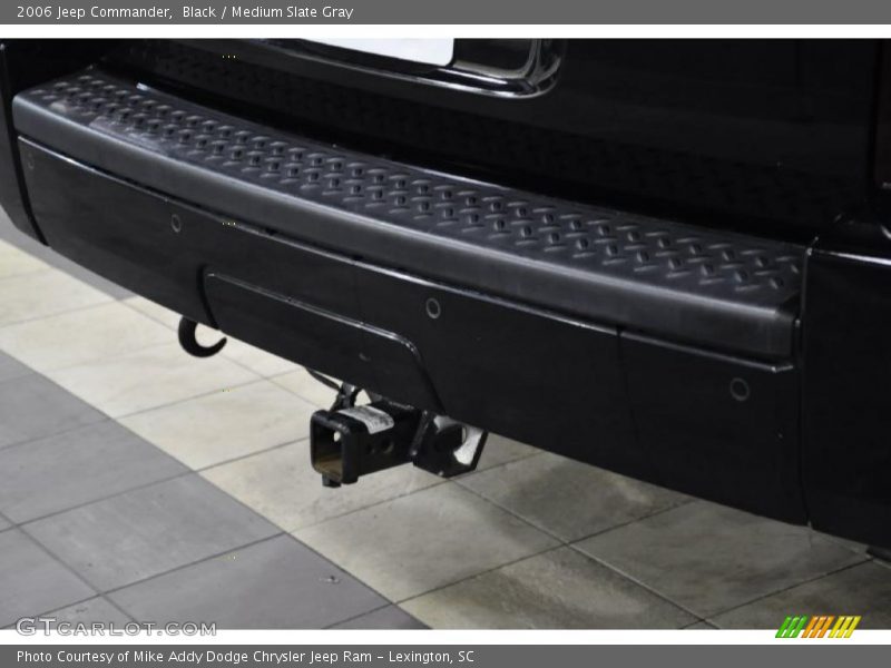 Black / Medium Slate Gray 2006 Jeep Commander