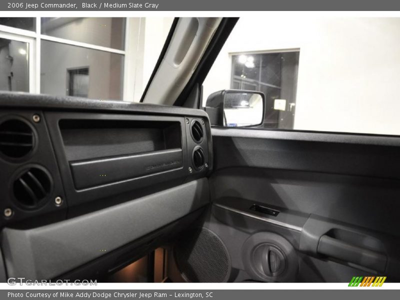 Black / Medium Slate Gray 2006 Jeep Commander