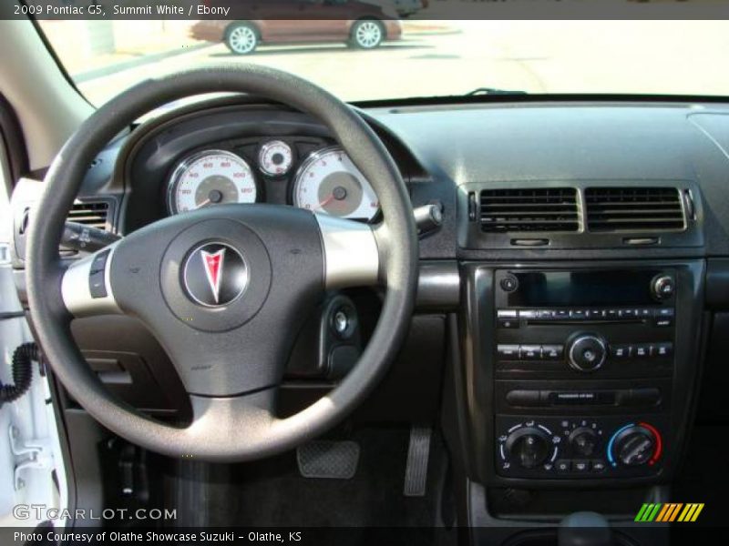 Summit White / Ebony 2009 Pontiac G5