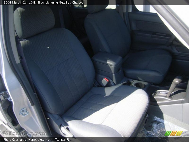 Silver Lightning Metallic / Charcoal 2004 Nissan Xterra XE