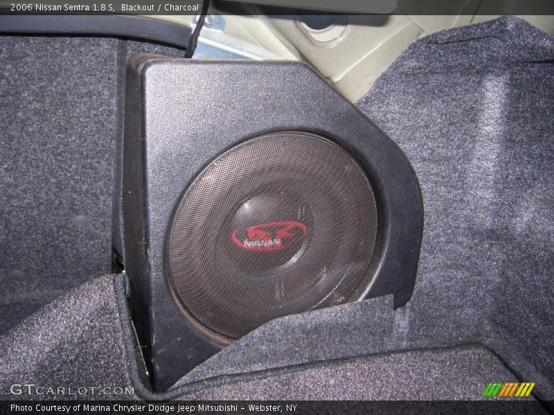 Blackout / Charcoal 2006 Nissan Sentra 1.8 S