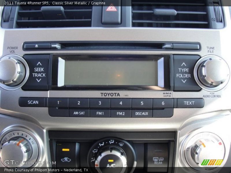 Classic Silver Metallic / Graphite 2011 Toyota 4Runner SR5